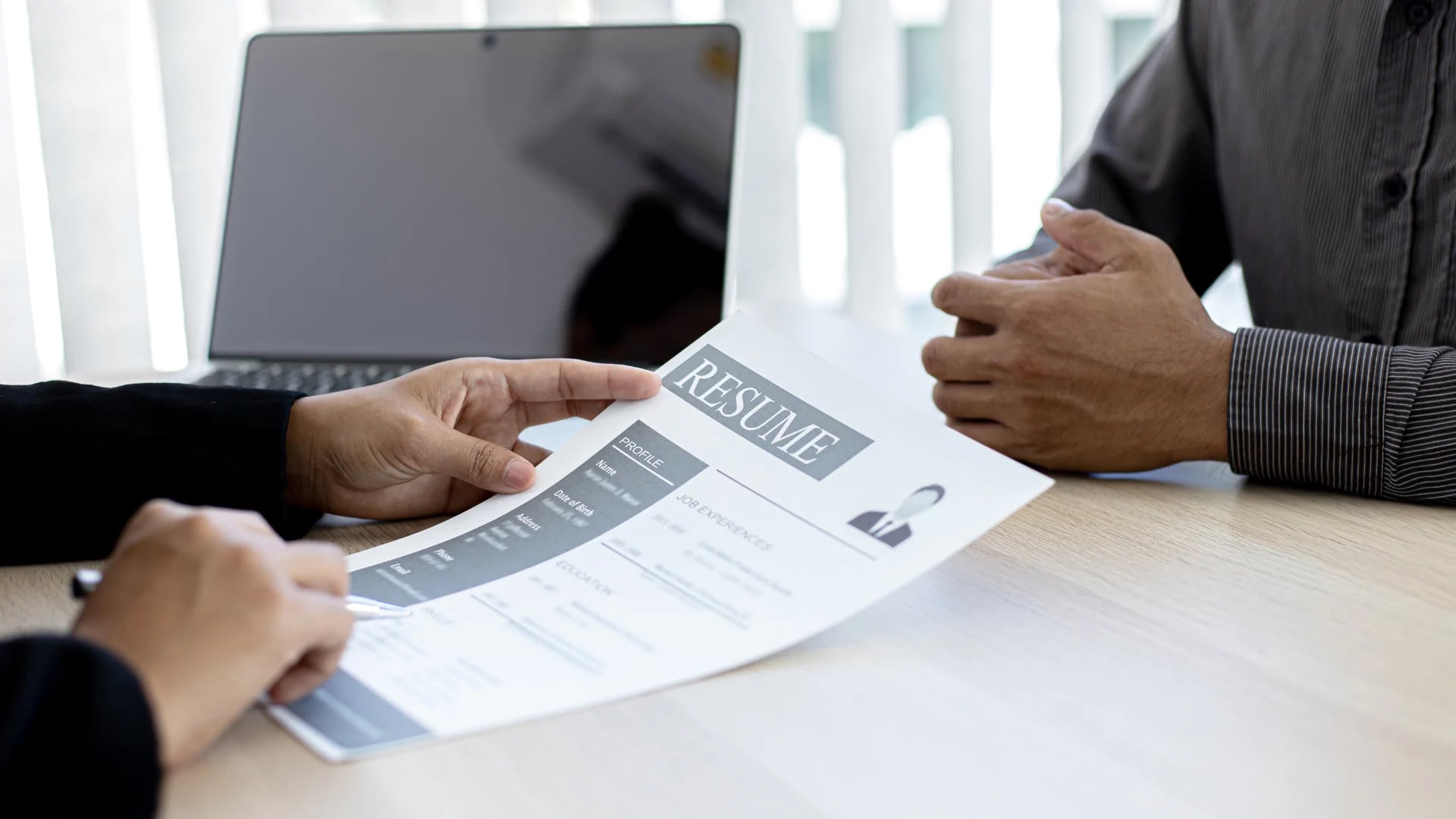 The One-Page CV Rule: A Not-So-Must Decision