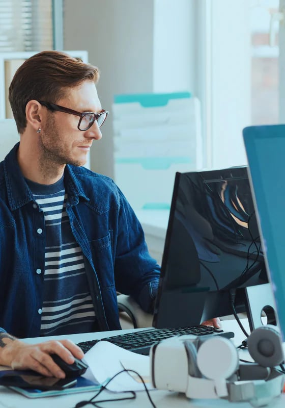 Wave of layoffs and wage stabilization – minimal salary growth for IT Specialists